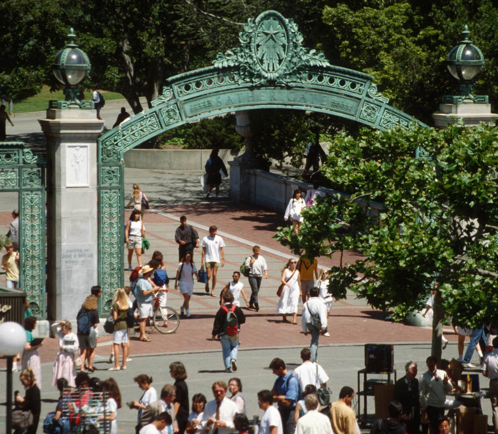 1989_05 UC Berkeley (CA), Sather Gate