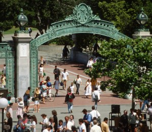 1989_05 UC Berkeley (CA), Sather Gate