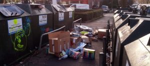 2015_12_28 Hamburg-Winterhude, Recycling-Drama