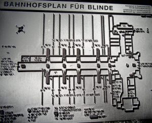 2016_07_07 Bremen, Bahnhofsplan für Blinde