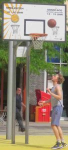 2013_06_20 Hamburg, Hafencity, Spielzeiten