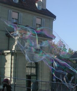 2011_10_22 Bern (CH), Seifenblase