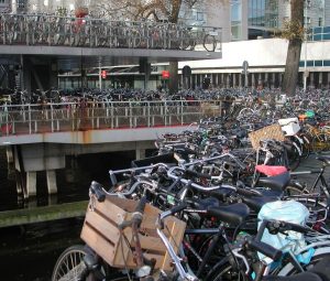 2010_11_15 Amsterdam bikes DSCN9384a