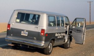 1986_12_16ca Dodge van in Central Valley (CA)