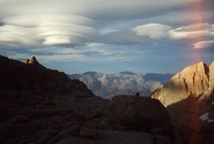 1988_05_29ca Mt Whitney (CA): The clouds