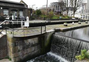 2019_01_01 London (UK): St Pancras lock