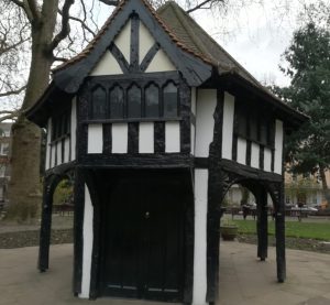 2019_01_01 London (UK): Soho Square hut 1926