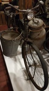 2019_05_04 Jork, Museum "Altes Land": Melkrad um 1950