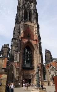 2019_07_20 HH Nikolai-Quartier: BID-Station 06 St.Nikolai Mahnmal