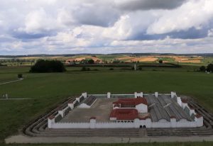 2019_08_08 Römerpark Ruffenhofen, Mini-Kastell & visualisiertes Original