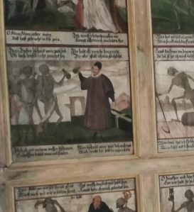 2019_08_14 Füssen Stadtmuseum, Totentanz: Der Arzt