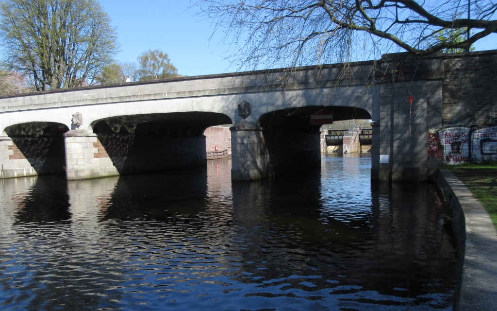 2022_04_18 0486a Alster Fuhlsbütteler Schleuse