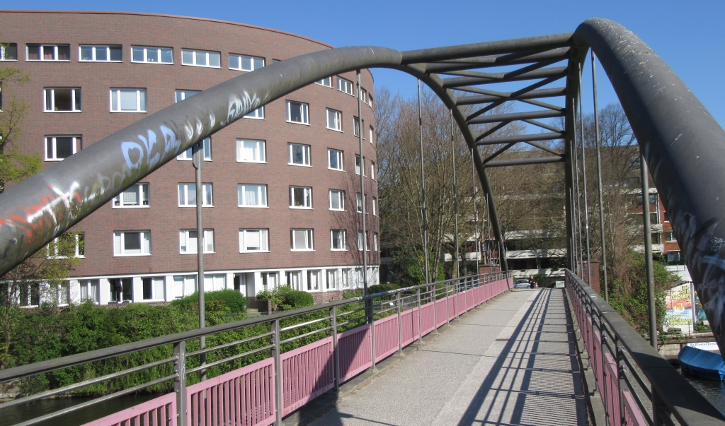 2022_04_23 0504a Großheidesteg