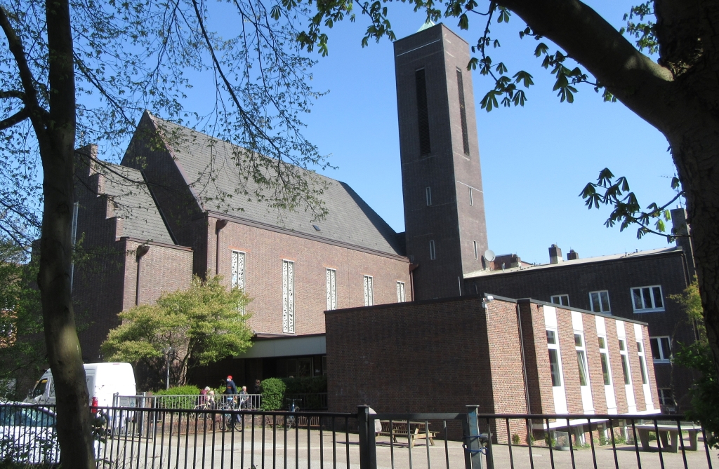 2022_04_23 0517a St Franziskus Kirche Lämmersieth