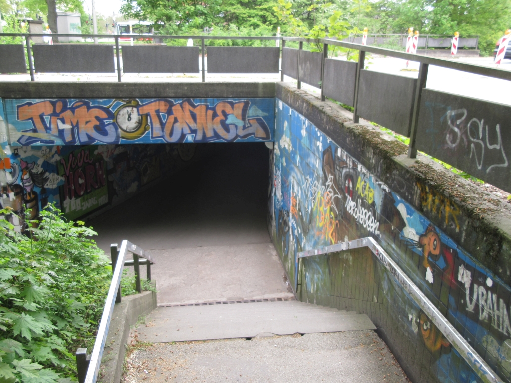 2022_05_07 0680 Unterführung Rennbahnstr Horn