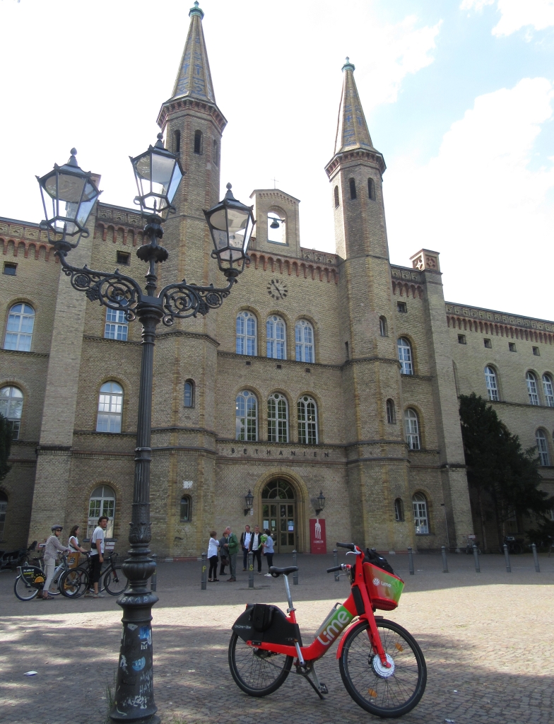 2022_06_12 IMG_0989a Berlin Haus Bethanien