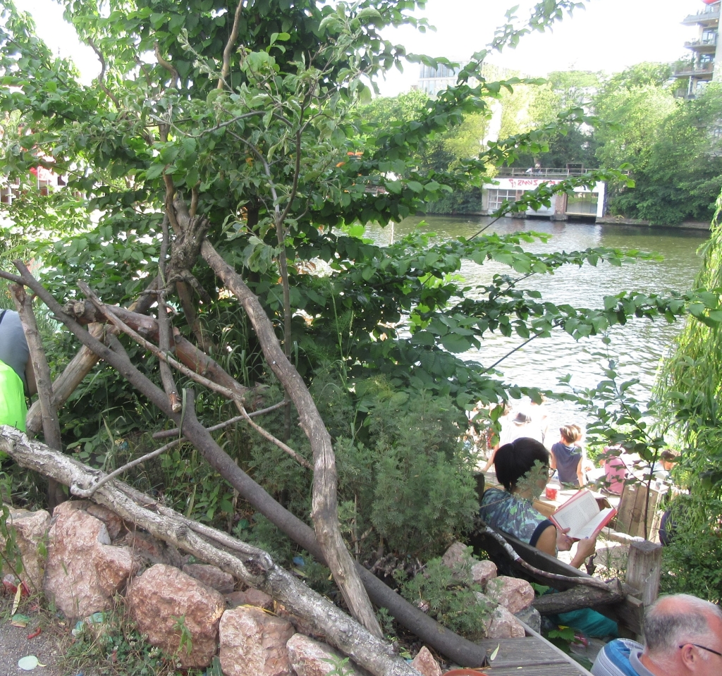 2022_06_12 IMG_0997a Berlin: Holzmarkt